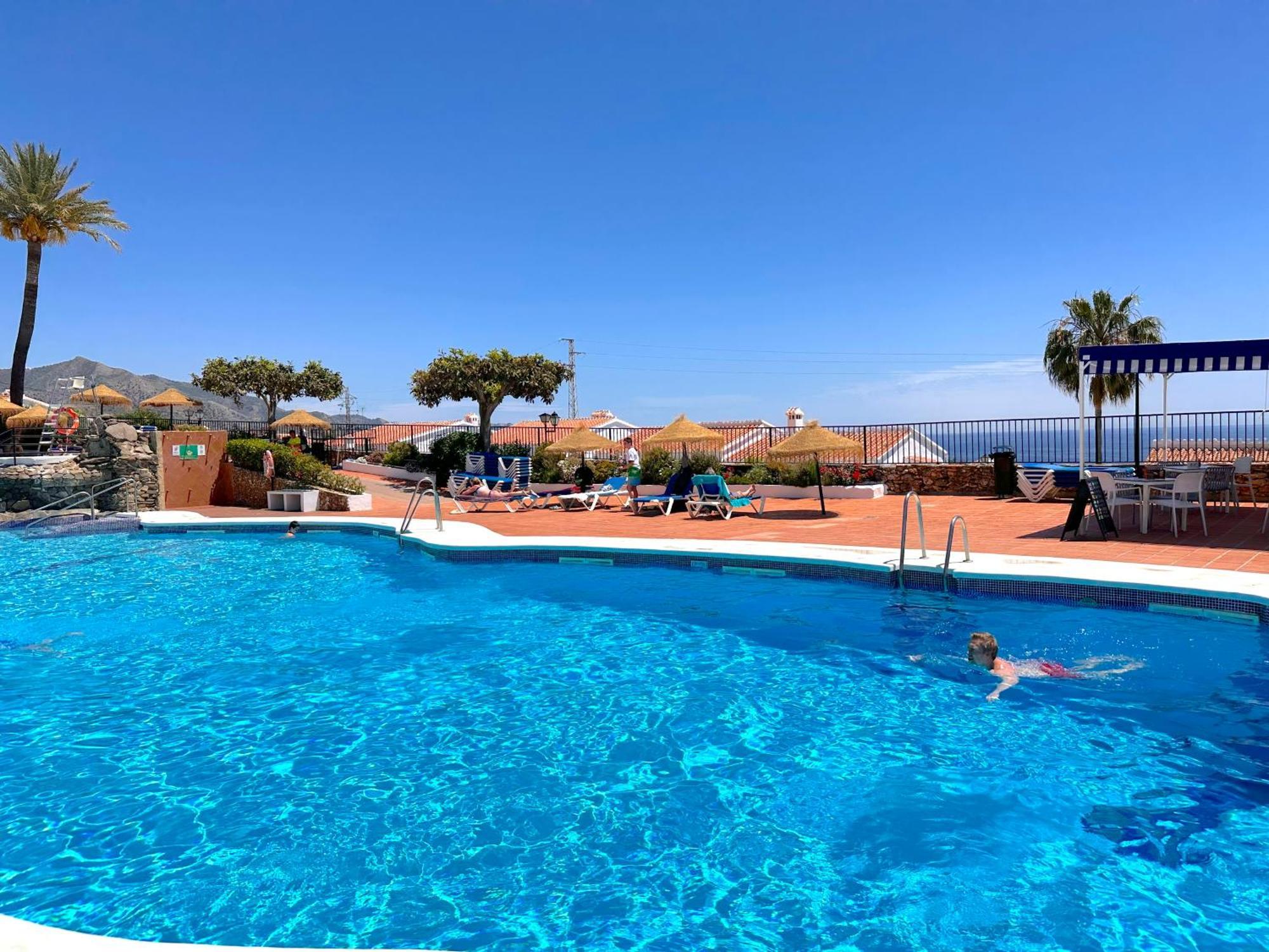 Los Naranjos 25A Private Pool Capistrano Village Nerja Kültér fotó